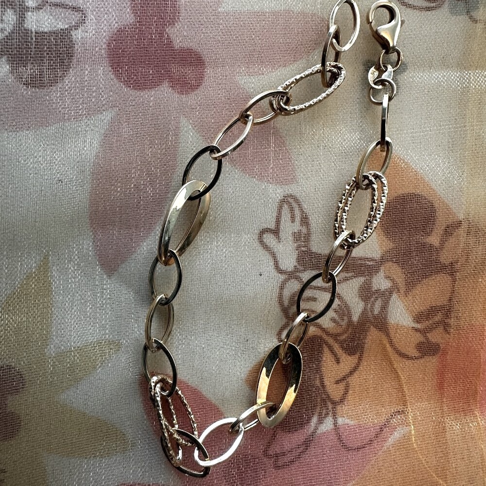 Gold tennis bracelet 10K